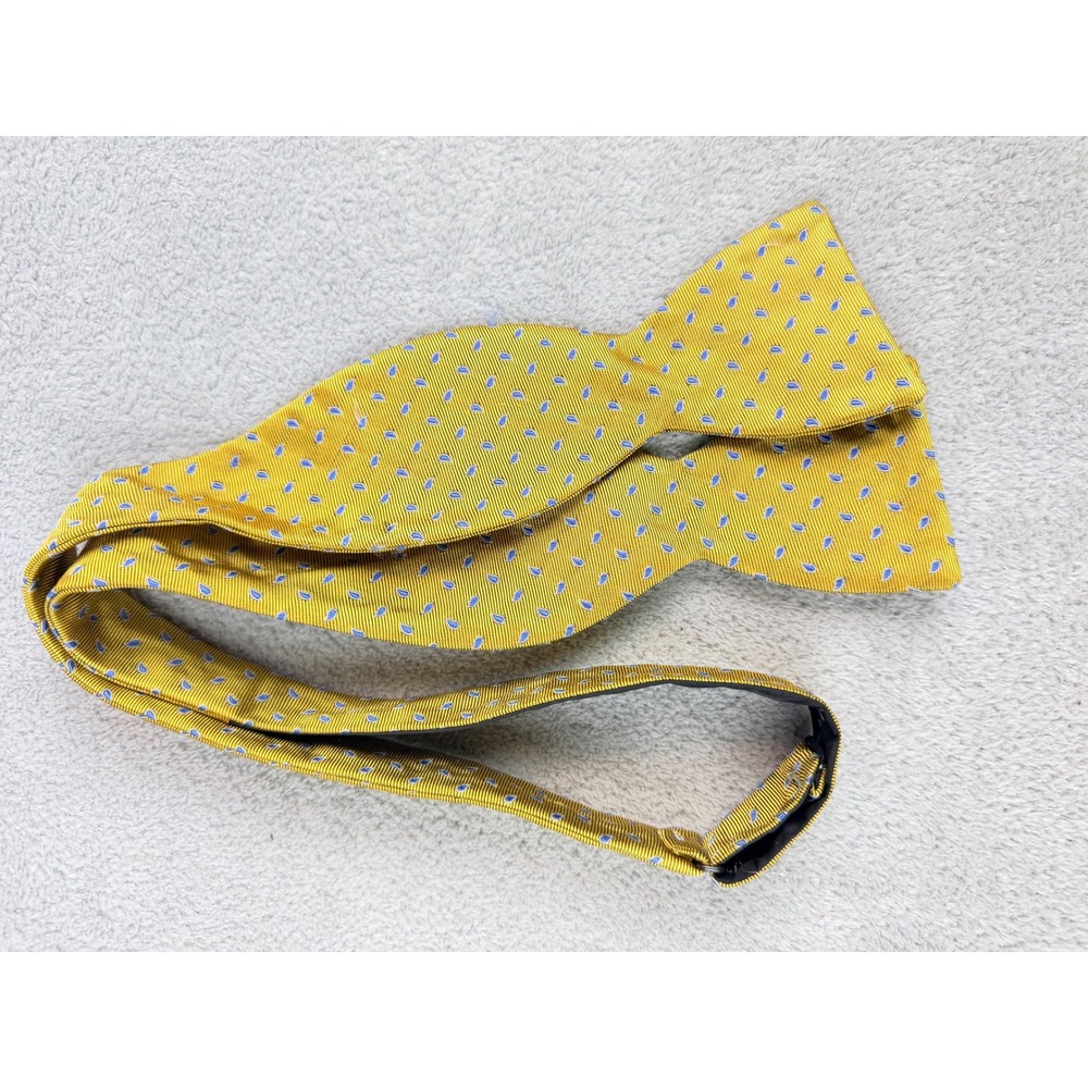 Mens Yellow Geometric Silk Bow Tie Adjustable Neck Size 13 3/4 to‎ 18
